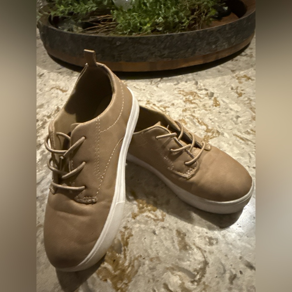 Casual Tan Sneakers